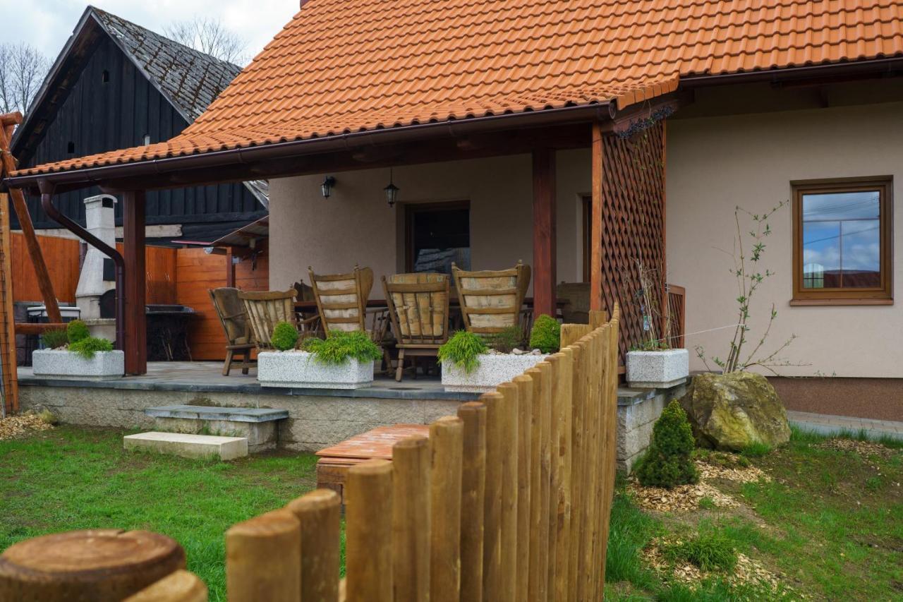 Chalupa Kadov Sněžné Exteriér fotografie